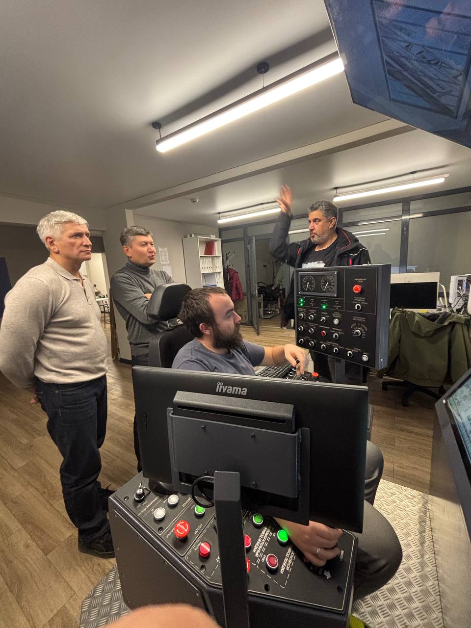 Тренажер Тренажерный комплекс «Кресло бурильщика» 12