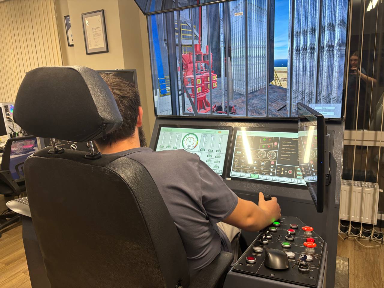 Тренажер Тренажерный комплекс «Кресло бурильщика» 25